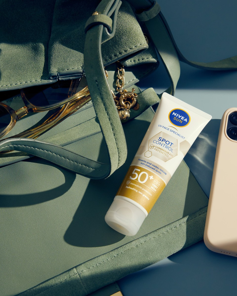 NIVEA Pleťový krém na opaľovanie Luminous630 OF 50+,