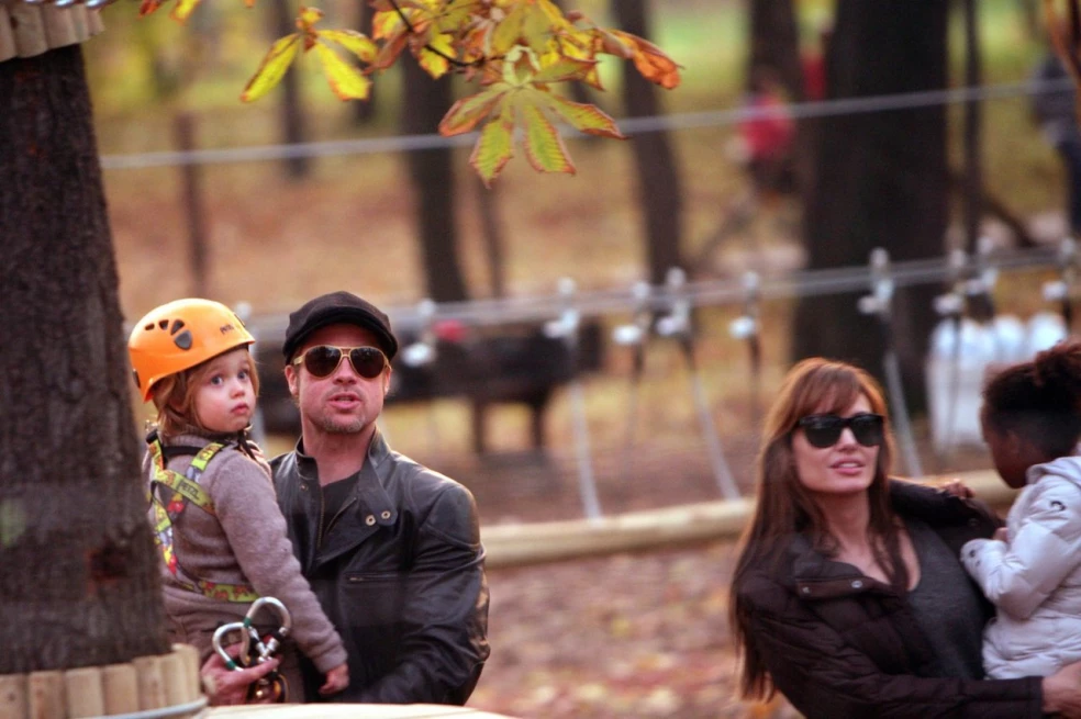 brad pitt deti