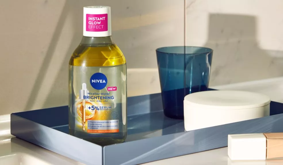 Micelárna voda NIVEA Skin Glow / Regeneračná micelárna voda