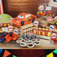Matka organizuje party pre dieťa s tématikou áut s cenovo dostupnými nákupmi z Temu