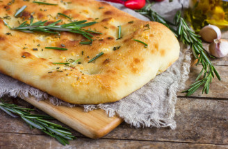 Focaccia – ani chlieb, ani pizza. Prinášame recept na túto legendárnu taliansku pochúťku