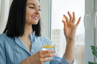 Vitamín E a jeho účinky: Kľúč k zdravej pokožke, imunite a vitalite
