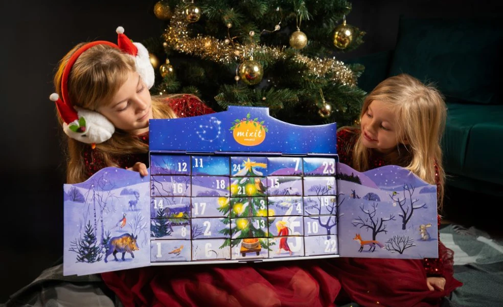 Mixit Mega Adventný kalendár 2025 s farebnými krabičkami a vianočným motívom Fantastické zvieratká