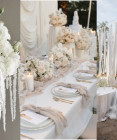 Svadba v tónoch farby roka 2026 Cloud Dancer: Nápady na výzdobu a detaily